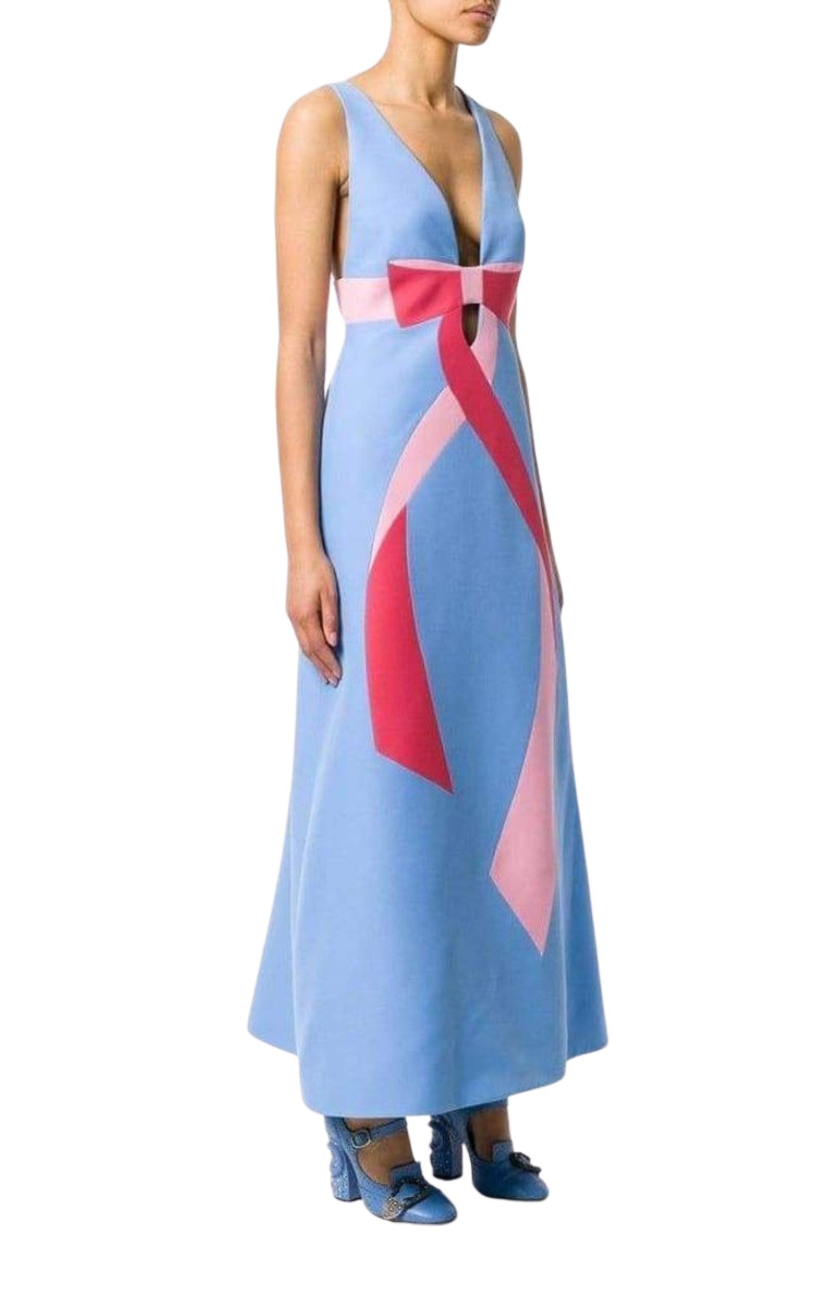 Floor-Length Bow Detail with V Neck Gown Gucci